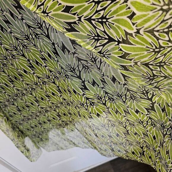 CATO WOMAN Mesh Sheer Lined FLORAL PRINT FLARE SKIRT SIZE 22/24 - Picture 5 of 6